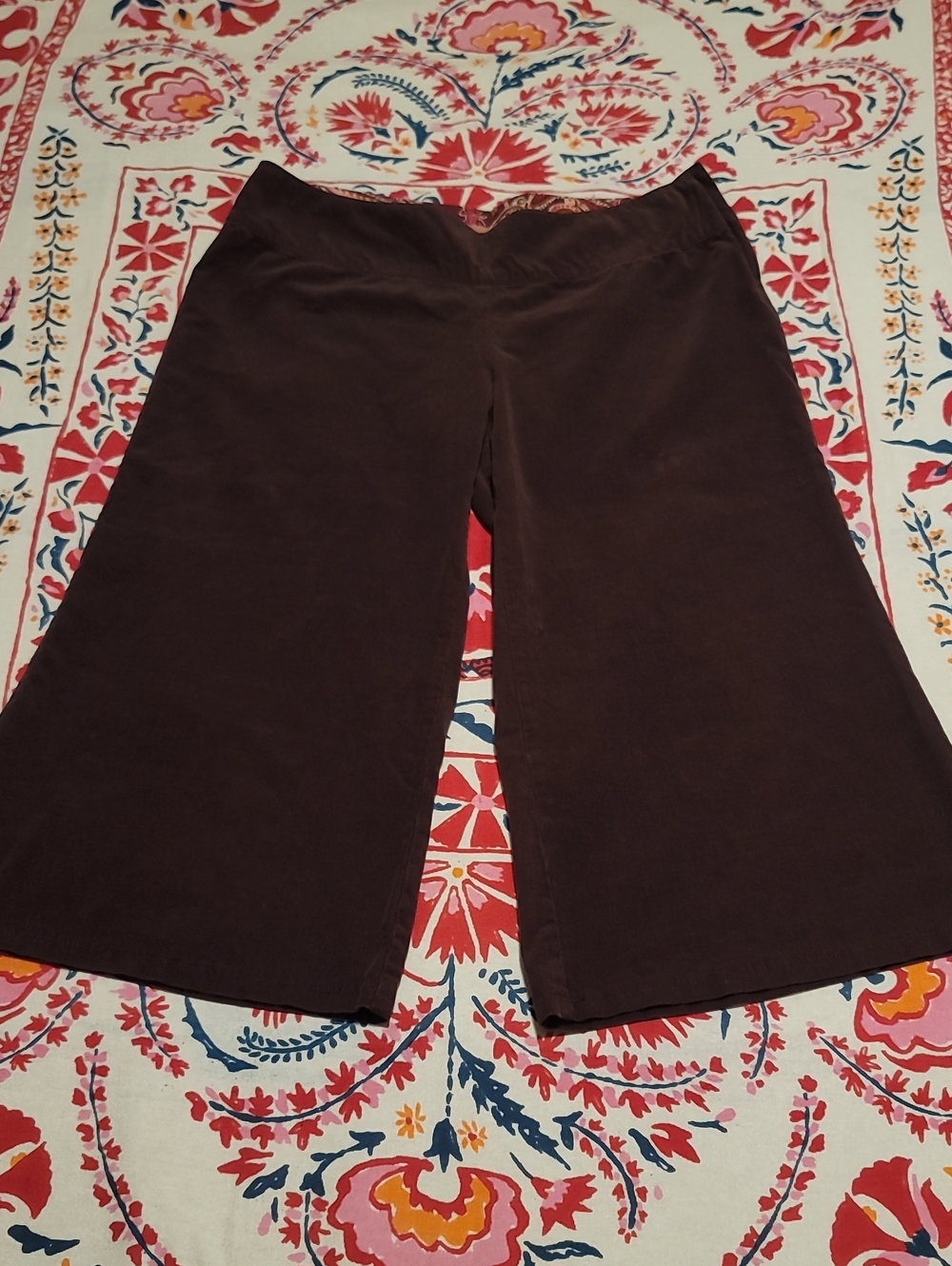Zinc Womens Cotton Knicker Wide-Leg Gaucho Bottoms in Courdroy Dark Brown